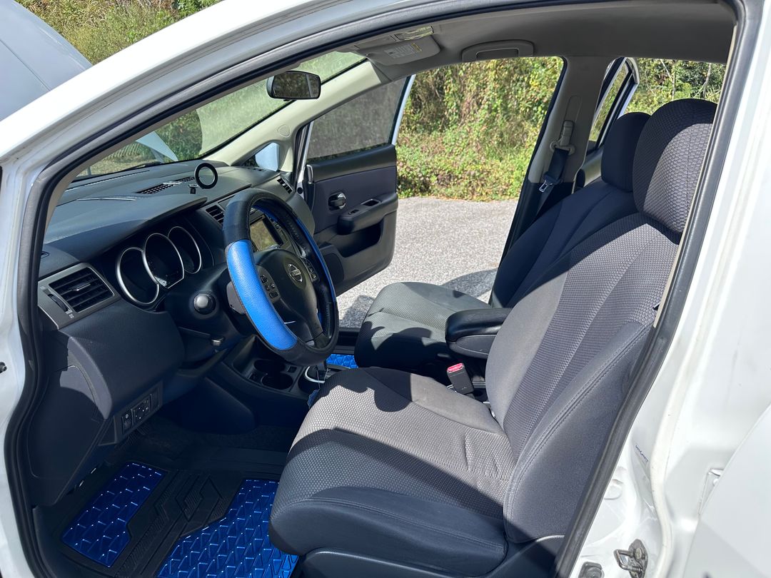 Car Preview