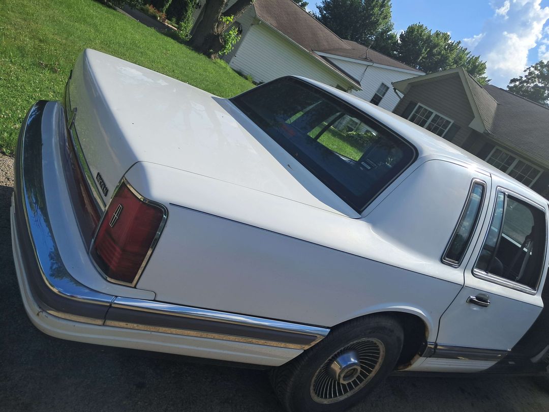 Car Preview