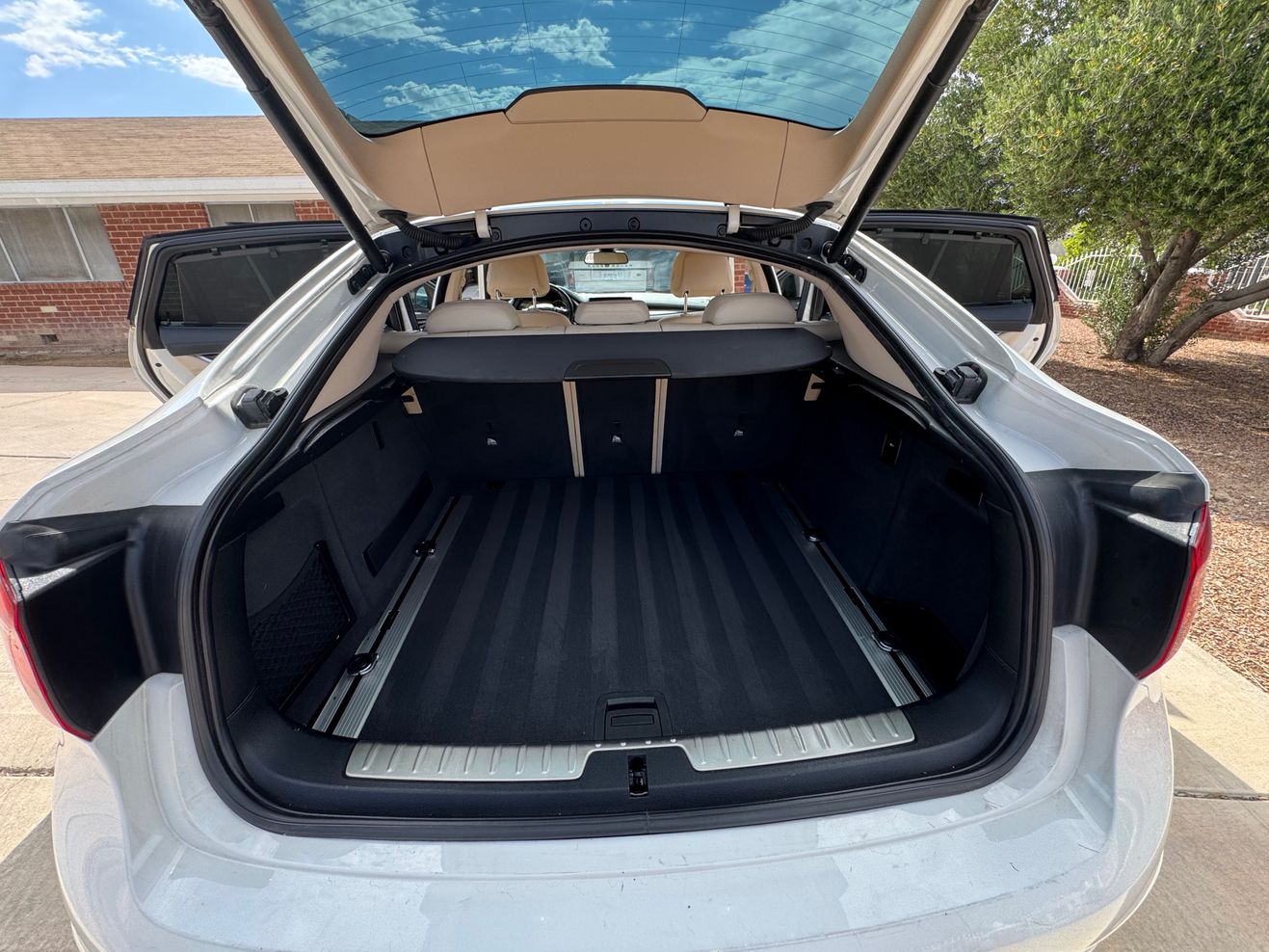 Car Preview