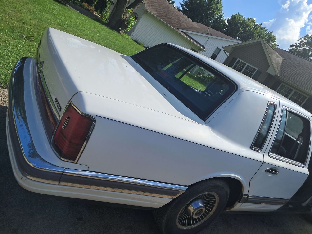 Car Preview